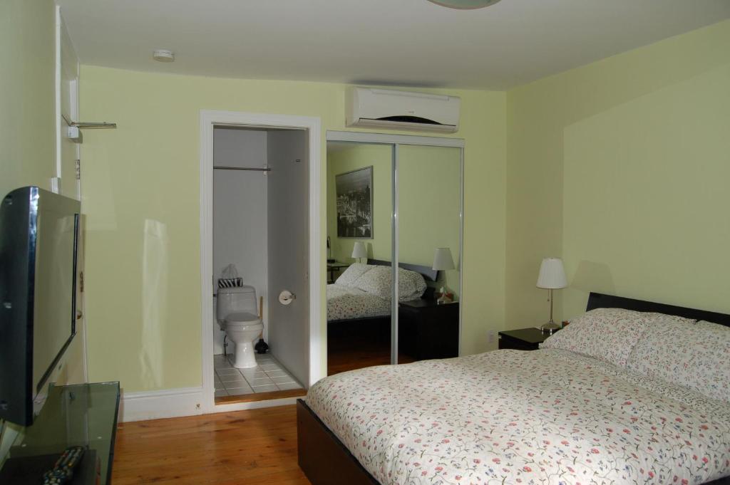 Le Chasseur Bed & Breakfast Montréal Quarto foto